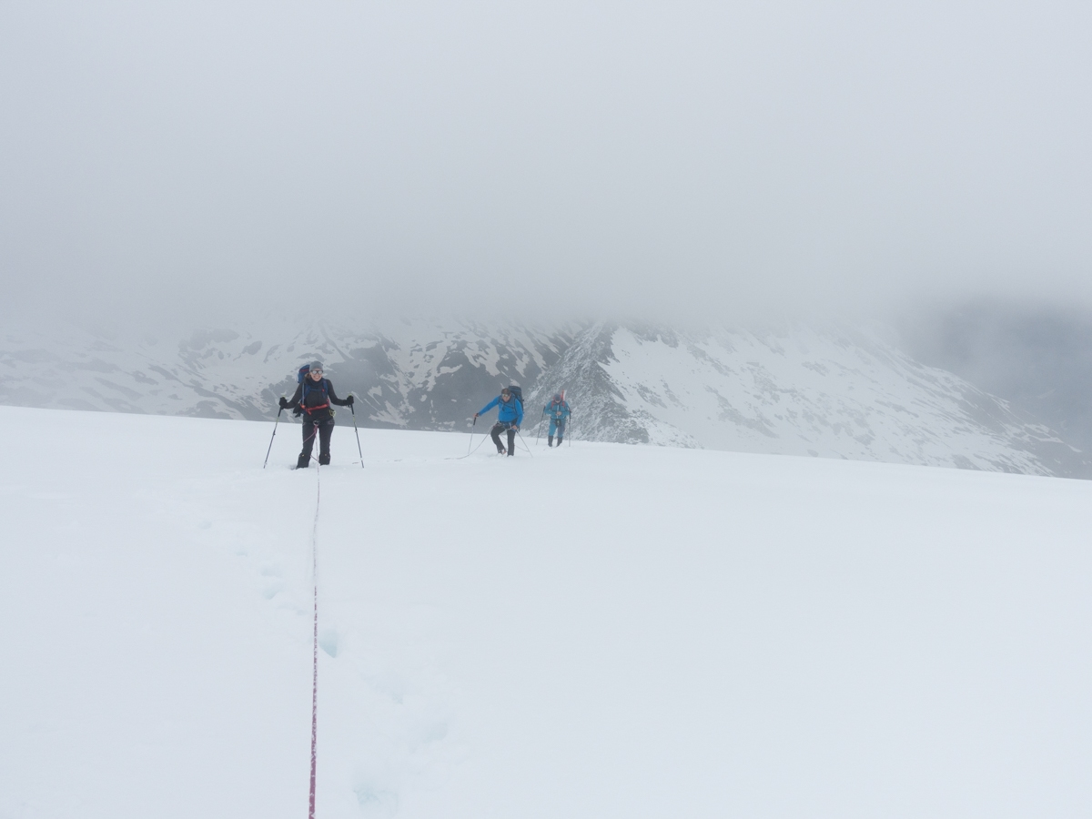 grossvenediger-ueber-neue-prager-huette-matreier-tauernhaus-12